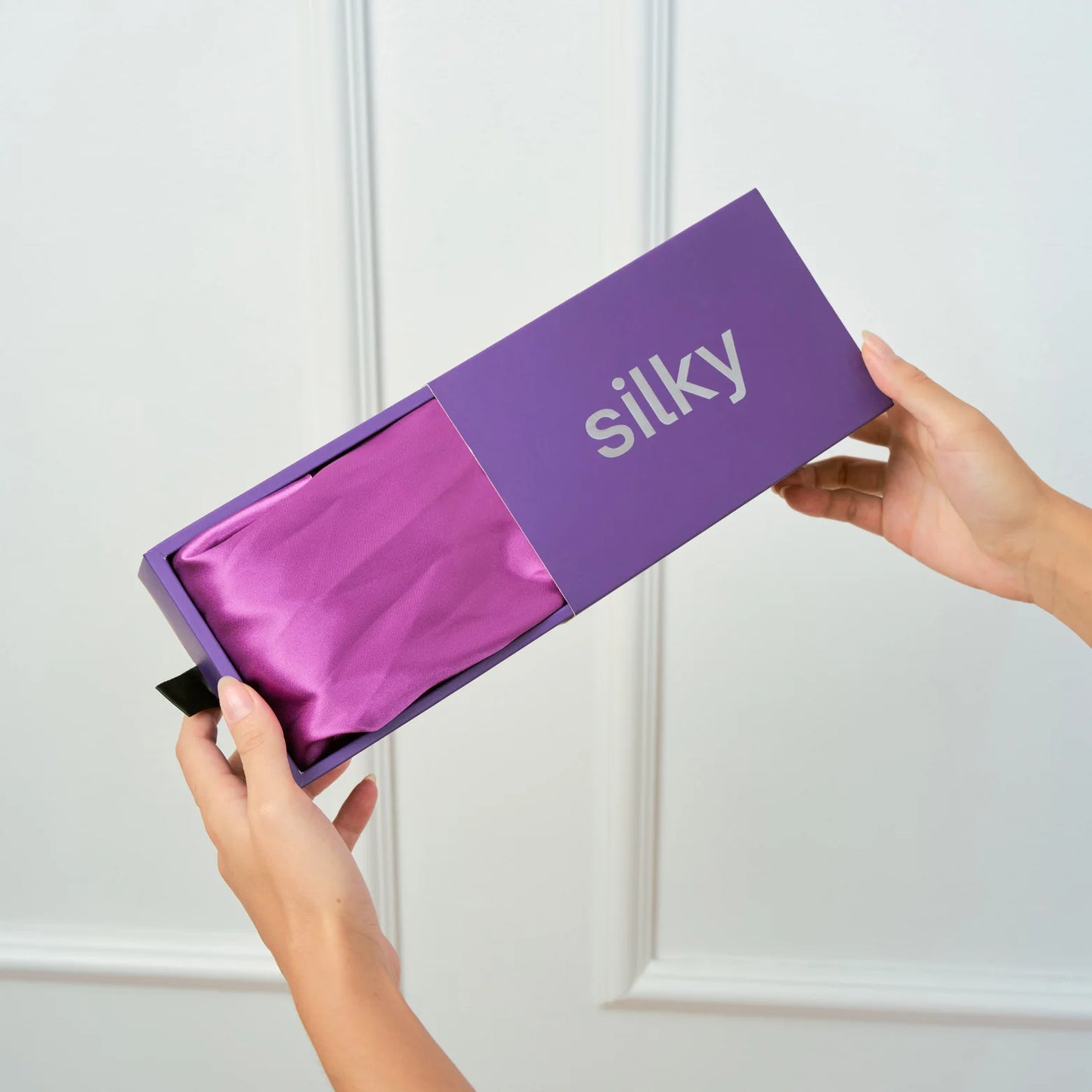 YAMEKAR™ Mulberry Silk Bonnet